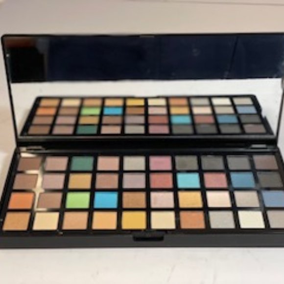 E.L.F. Sweet Temptations 50 Color Eye and Face Palette - Picture 8 of 8
